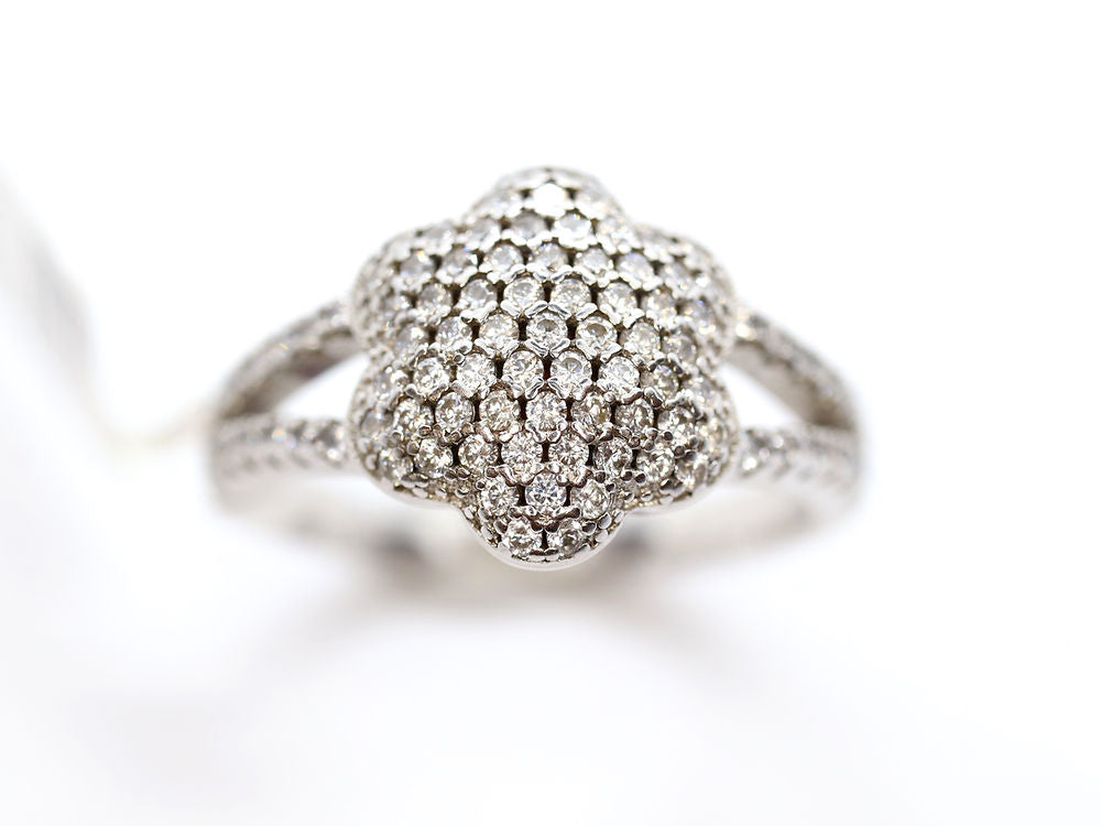 Anillo Flor Plata .925 con Baño de Rodio y Zirconias