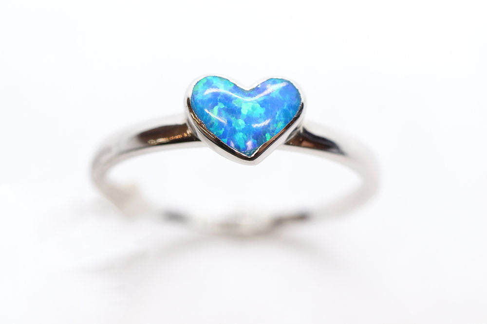 Anillo Plata .925 con Baño de Rodio yPiedra de Ópalo
