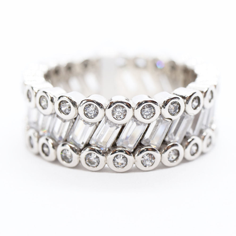 Anillo Plata .925 con Baño de Rodio y Zirconias