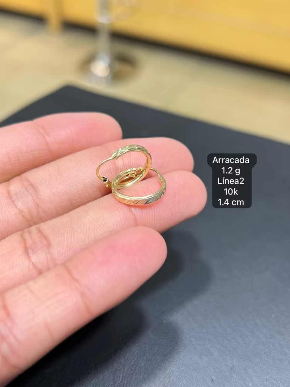 Arracada de Oro 10K MEX 1.4 CM