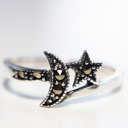 Anillo Luna y estrella Plata .925 baño Rodio