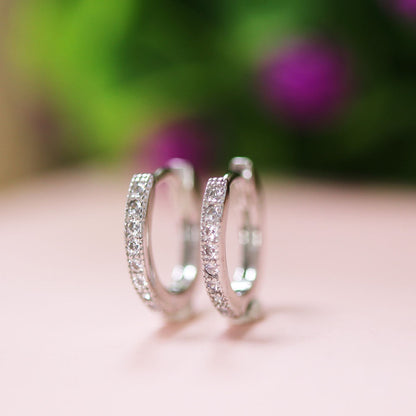 Arracada Mini 1.1cm con Zirconias Plata 925 baño Rodio