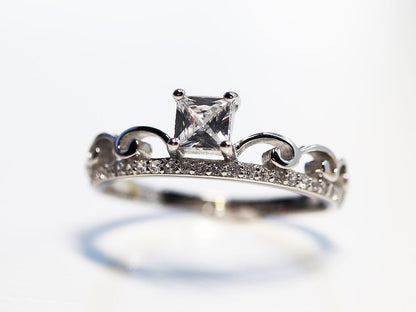 Anillo Princesa Plata .925 baño Rodio