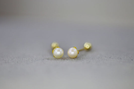 Broquel Oro 10k Perla Mini 3mm Nat Cultivada