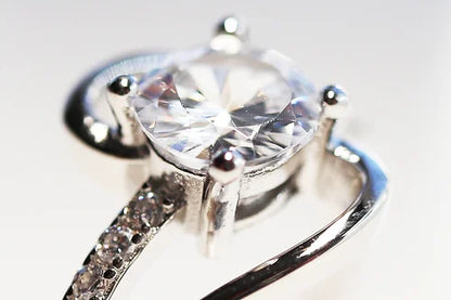 Anillo Solitario Plata .925 baño Rodio