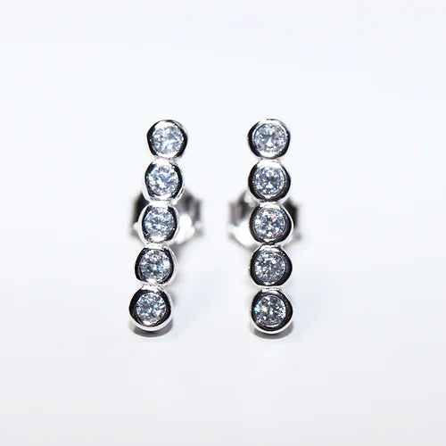 Aretes barra 5 Czs Claras Plata .925 baño Rodio