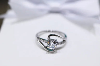 Anillo Solitario Plata .925 baño Rodio