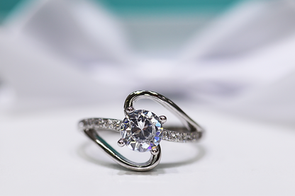 Anillo Solitario Plata .925 baño Rodio