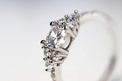 Anillo Solitario Plata .925 baño Rodio