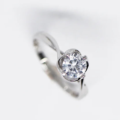 Anillo Solitario Plata .925 baño Rodio