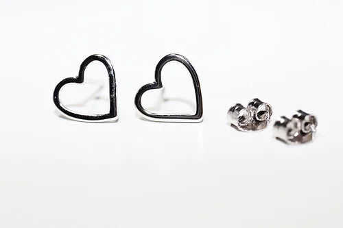 Aretes Corazón Plata .925 Baño Rodio